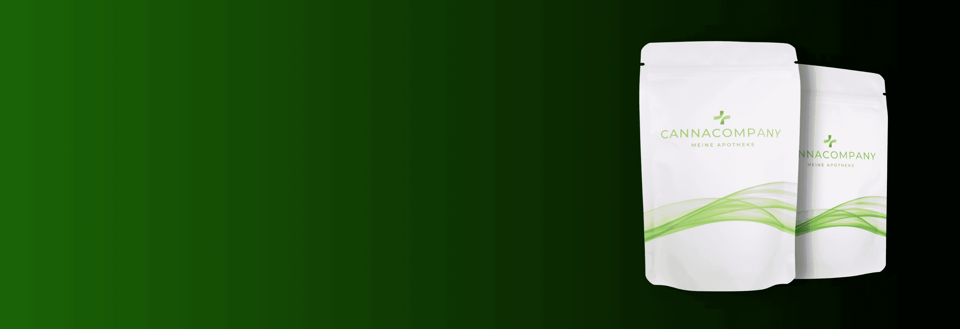 Zipper Tüten der CannaCompany auf grünem Hintergrund